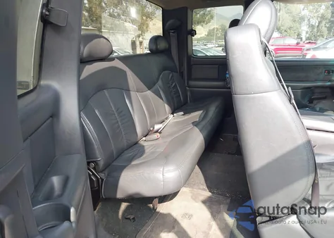 2000 Chevrolet Silverado 1500 Lt from USA, damaged, VIN 2GCEK19T4Y1126655